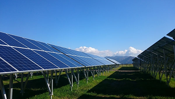 秋田県大館市において太陽光発電を開始