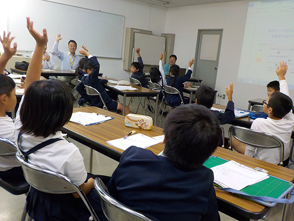 バイオディーゼル岡山が小学生の工場見学受入と出前授業を行いました